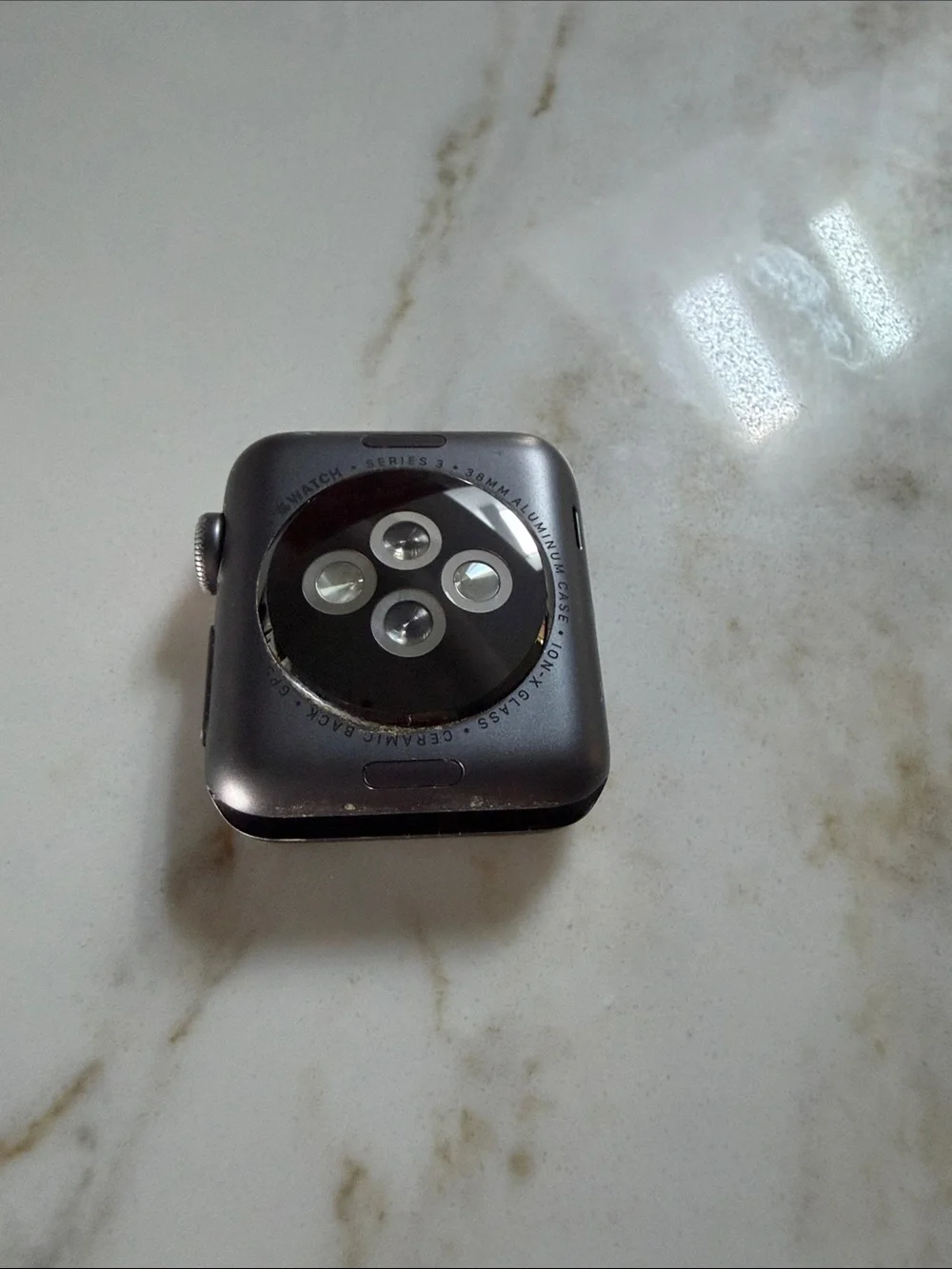 Apple Watch Series 3 38MM GPS + Cellular + 3 watch bands